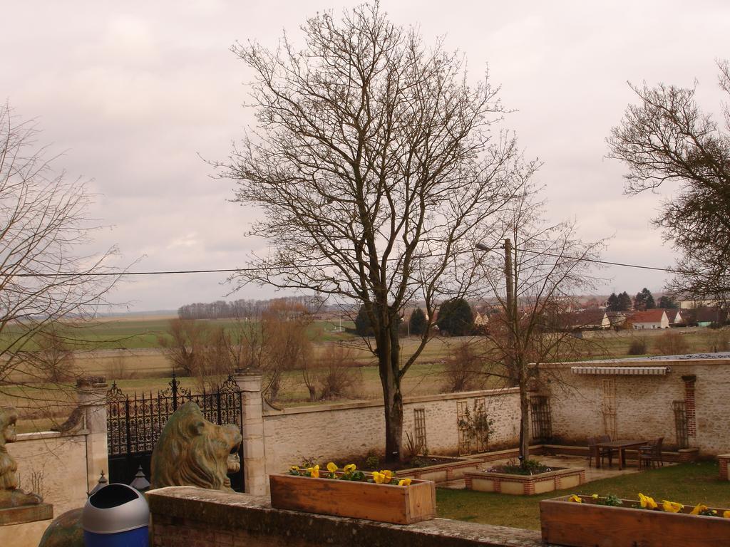 Chateau Du Jard โชมงต์-อ็อง-เวกแซ็ง ภายนอก รูปภาพ