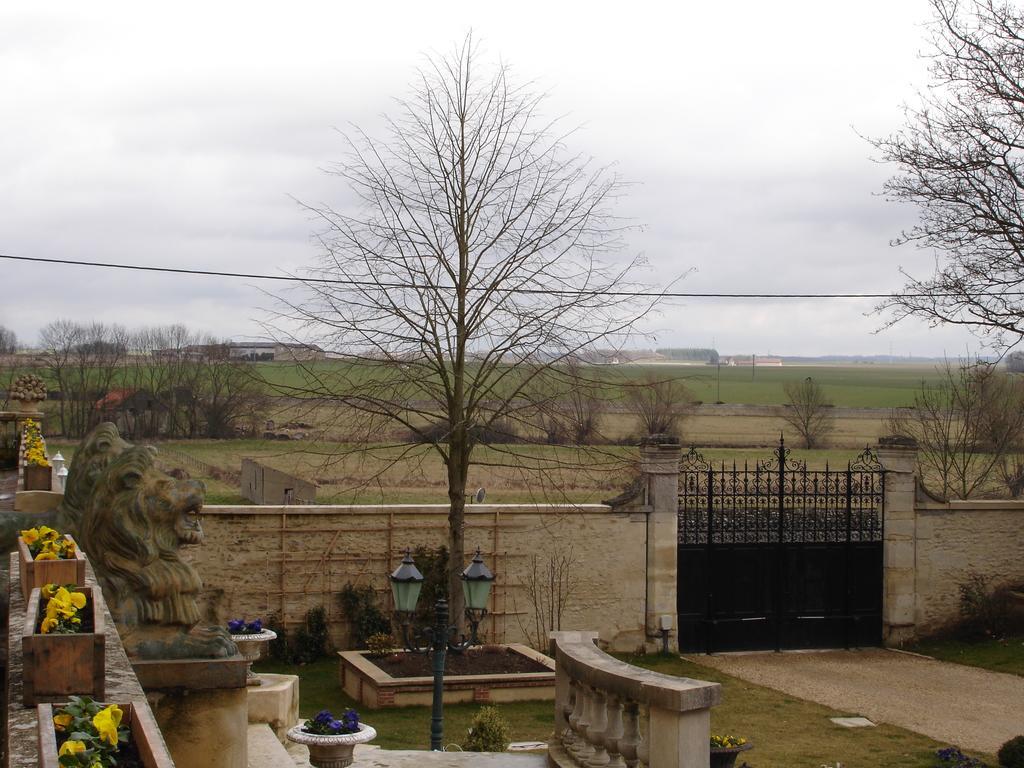 Chateau Du Jard โชมงต์-อ็อง-เวกแซ็ง ภายนอก รูปภาพ